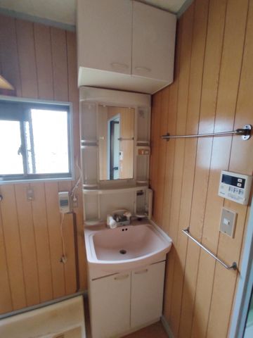 �É����O���s���q3���ڂ̒��È�ˌ��Ă̐��ʑ�E���ʏ�