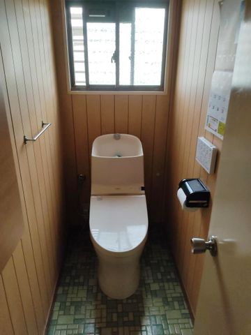 �É����O���s���q3���ڂ̒��È�ˌ��Ẵg�C��