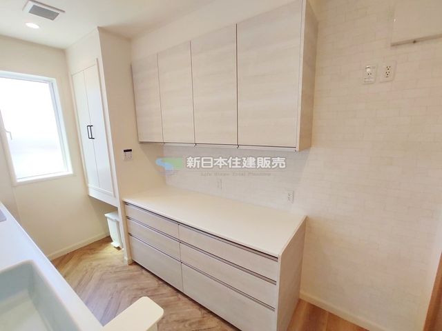 �É����O���s�疇�� �̒��È�ˌ��ẴL�b�`��