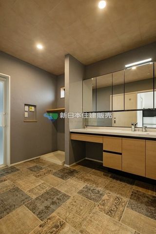 �É����O���s���쌩����1���ڂ̒��È�ˌ��Ă̐��ʑ�E���ʏ�