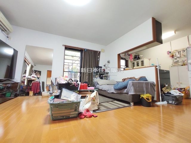 �É������Îs�V��c�� �̒��È�ˌ��Ẵ��r���O
