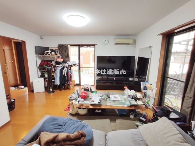�É������Îs�V��c�� �̒��È�ˌ��Ẵ��r���O