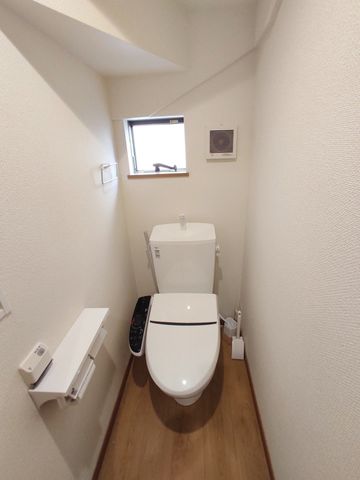 �É�����a��s�쓇�c �̒��È�ˌ��Ẵg�C��