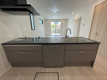 �É����x���S���������쎚�ܔ��c9-14�̐V�z��ˌ��ẴL�b�`��