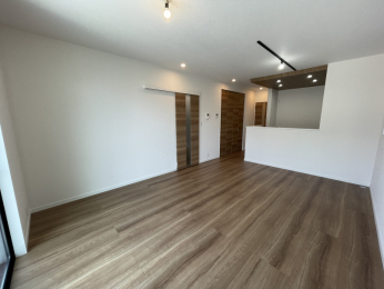 �É����x���S���������쎚�ܔ��c9-16�̐V�z��ˌ��Ẵ��r���O