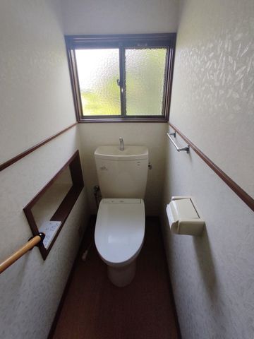 �É�����a��s�_�� �̒��È�ˌ��Ẵg�C��