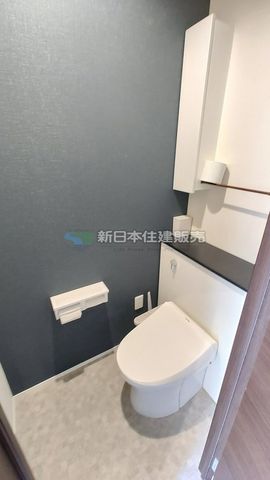 �É������Îs�����ѐ����̒��È�ˌ��Ẵg�C��