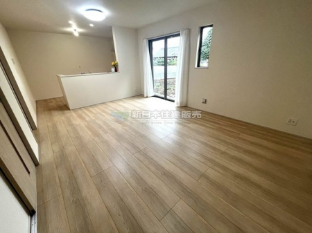 �É������Îs����c �̒��È�ˌ��Ẵ��r���O