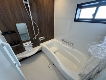 �É�������s��׎���בO175-5�A���̐V�z��ˌ��Ă̗���