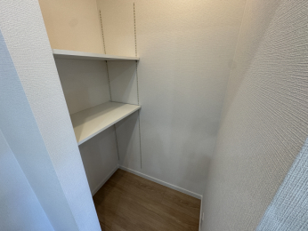�É�������s��׎���בO175-5�A���̐V�z��ˌ��Ă̎��[