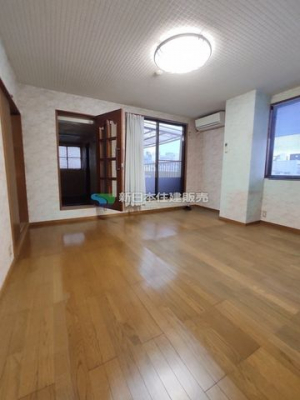 �É������Îs��蒬5���ڂ̃r���̂��̑�����