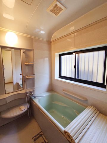 �É����O���s�J�c �̒��È�ˌ��Ă̗���