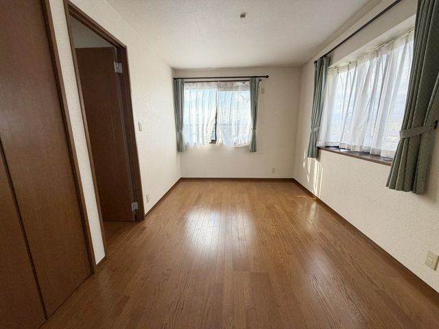 �É����O���s�т��u �̒��È�ˌ��Ă̂��̑�����