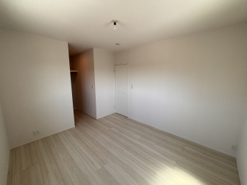 �É������Îs���ŘH������1527-11�A1527-15�A1532-15�̐V�z��ˌ��Ă̗m��