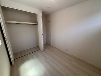 �É������Îs���ŘH������1527-11�A1527-15�A1532-15�̐V�z��ˌ��Ă̗m��