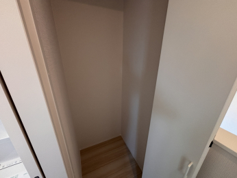 �É������Îs���ŘH������1527-11�A1527-15�A1532-15�̐V�z��ˌ��Ă̎��[
