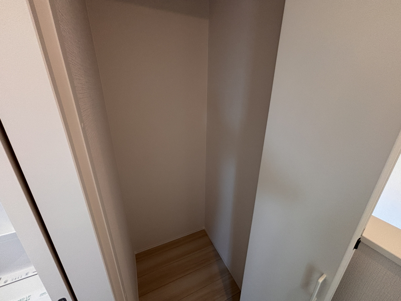 �É������Îs���ŘH������1527-11�A1527-15�A1532-15�̐V�z��ˌ��Ă̎��[