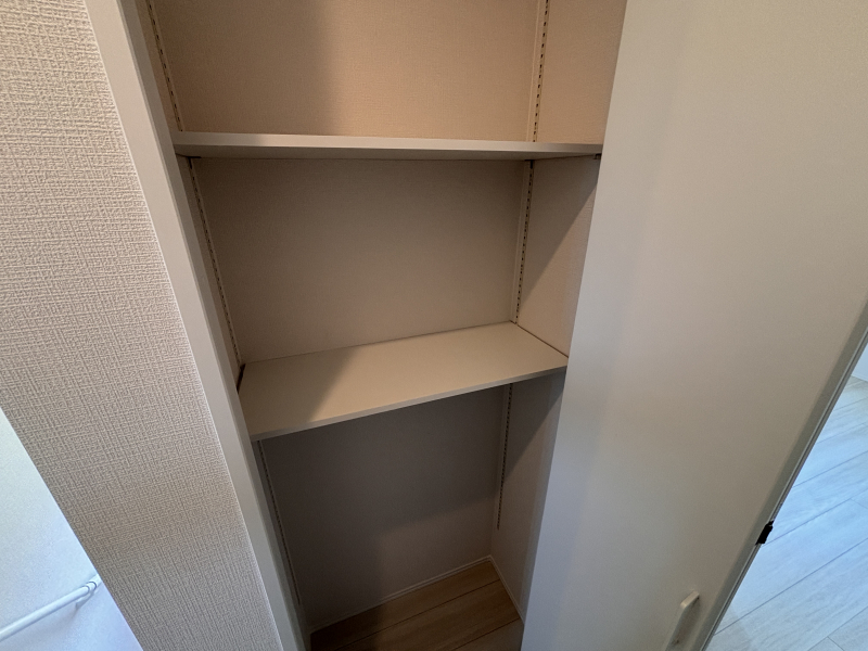 �É������Îs���ŘH������1527-11�A1527-15�A1532-15�̐V�z��ˌ��Ă̎��[