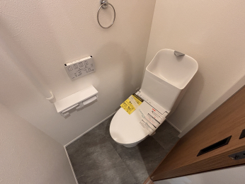 �É������Îs���ŘH������1527-12�A1527-16�̐V�z��ˌ��Ẵg�C��