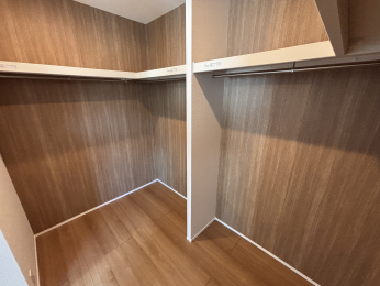 �É������Îs���ŘH������1527-12�A1527-16�̐V�z��ˌ��Ă̎��[