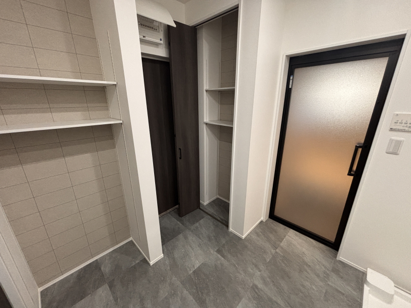 �É����O���s����73-8�̐V�z��ˌ��Ă̐��ʑ�E���ʏ�