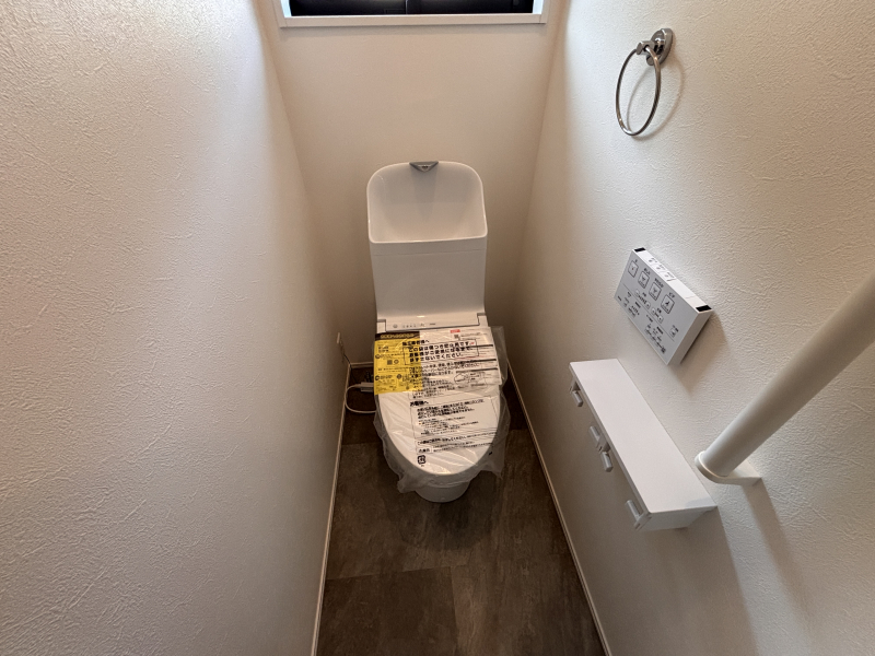 �É����O���s����73-8�̐V�z��ˌ��Ẵg�C��