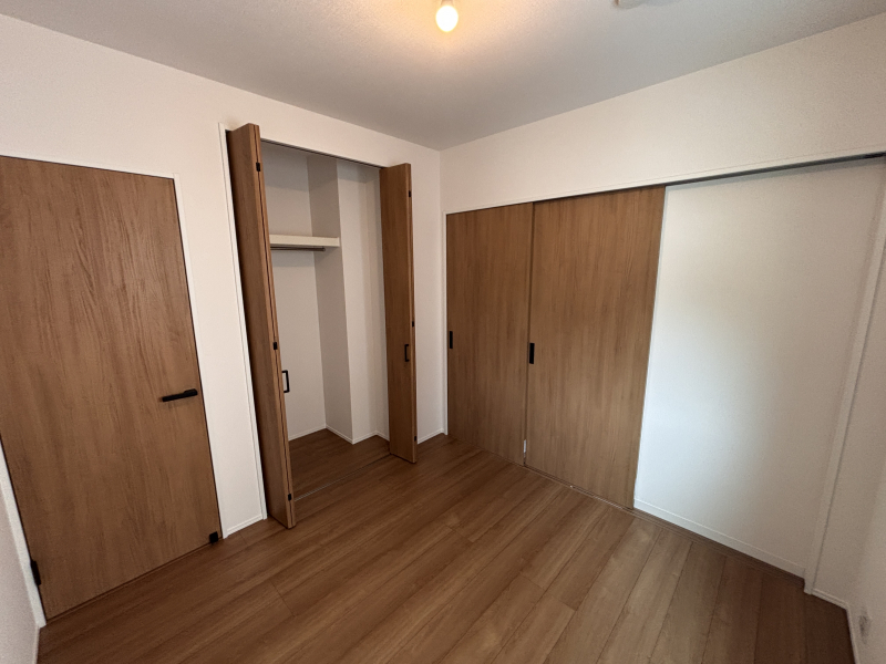 �É����O���s����73-24�̐V�z��ˌ��Ă̗m��