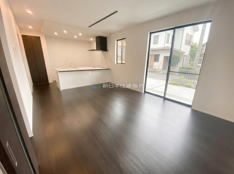 �É����c���S���쒬���J���O����1156-9�̐V�z��ˌ��Ẵ��r���O