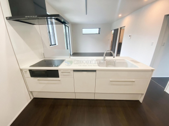 �É����c���S���쒬���J���O����1156-9�̐V�z��ˌ��ẴL�b�`��