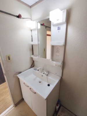 �É������Îs������ �̒��Ã}���V�����̐��ʑ�E���ʏ�