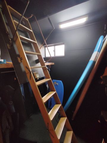 �É����ɓ��s���P�� �̒��È�ˌ��Ă̎��[