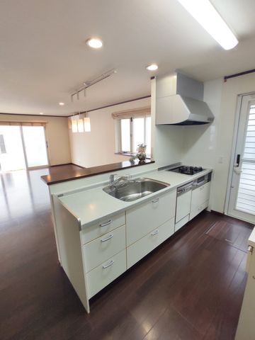�É�����a��s�쓇�c �̒��È�ˌ��ẴL�b�`��