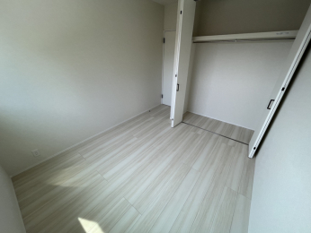 �É����O���s�뒬�c121-11�C-12�C-15�̐V�z��ˌ��Ă̗m��