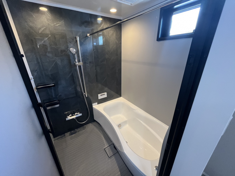 �É����O���s���q�l����35-2�̐V�z��ˌ��Ă̗���