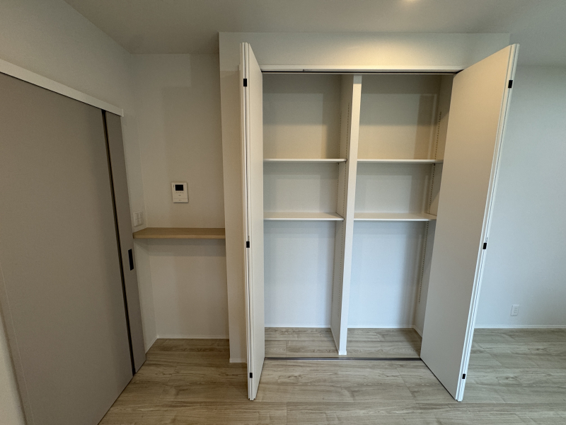 �É�����a��s��̉��꒚��1529-5�̐V�z��ˌ��Ă̎��[