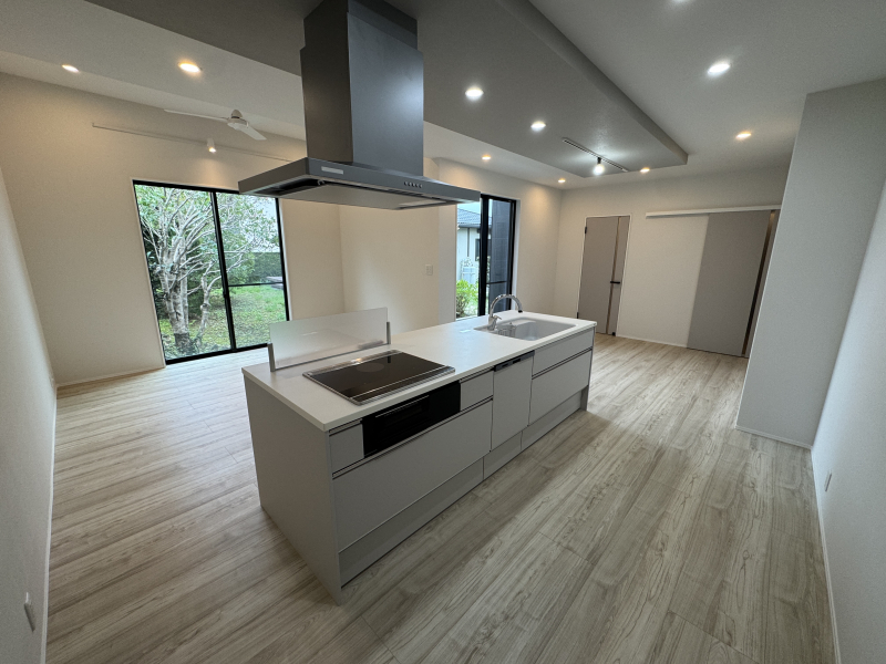 �É�����a��s��̉��꒚��1529-5�̐V�z��ˌ��ẴL�b�`��
