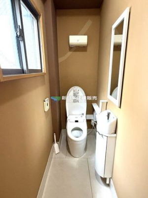 �É������Îs���Ԗ�2���ڂ̒��È�ˌ��Ẵg�C��