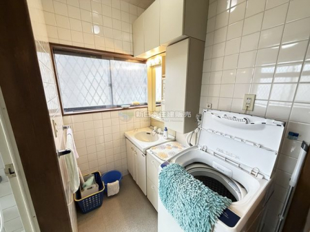 �É�����a��s�V�� �̒��È�ˌ��Ă̐��ʑ�E���ʏ�