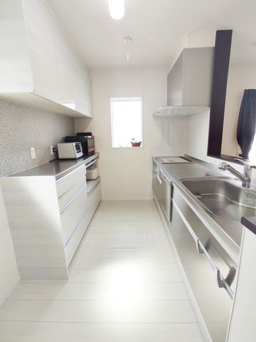 �É������Îs�剪 �̒��È�ˌ��ẴL�b�`��