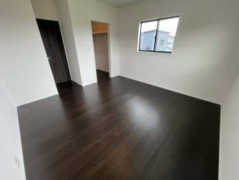 �É�������s���쎚�R����1561-15�̐V�z��ˌ��Ẵ��r���O�ȊO�̋���