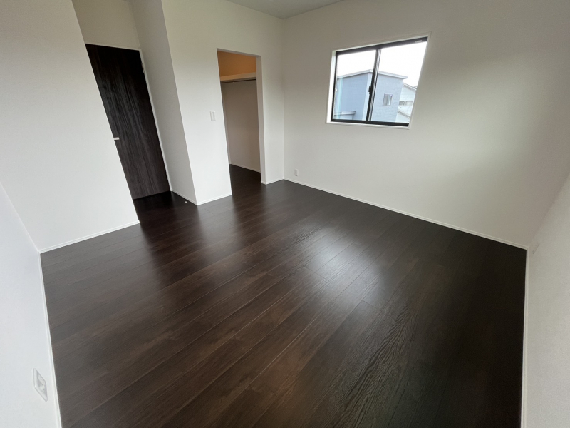 �É�������s���쎚�R����1561-15�̐V�z��ˌ��Ẵ��r���O�ȊO�̋���