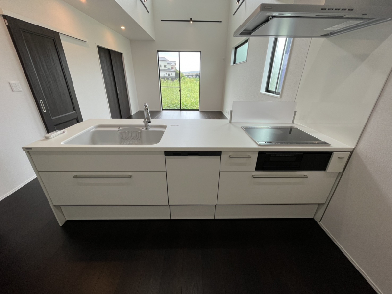 �É�������s���쎚�R����1561-15�̐V�z��ˌ��ẴL�b�`��
