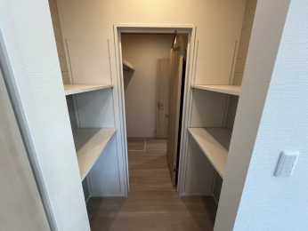 �É�������s���쎚�R����1561-14�̐V�z��ˌ��Ă̎��[