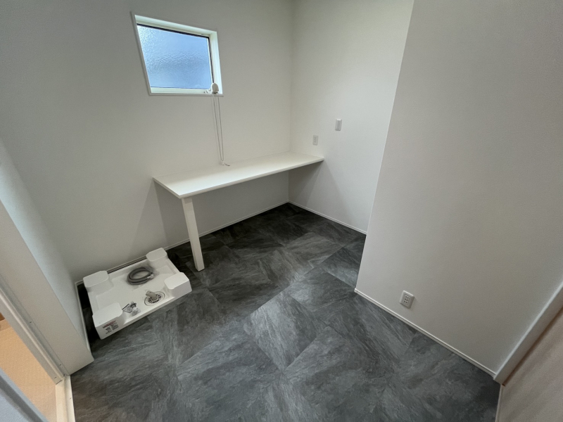 �É�������s���쎚�R����1561-14�̐V�z��ˌ��Ă̂��̑�����