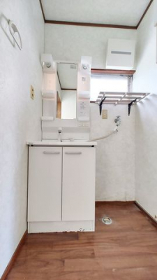 �É����ɓ��̍��s���� �̒��È�ˌ��Ă̐��ʑ�E���ʏ�