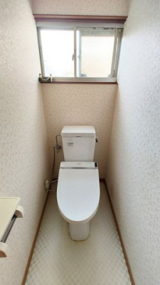 �É����ɓ��̍��s���� �̒��È�ˌ��Ẵg�C��