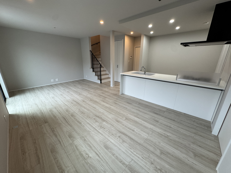 �É������Îs�剪���w��3592-23�̐V�z��ˌ��Ẵ��r���O