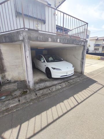 �É����O���s������ �̒��È�ˌ��Ẳ摜