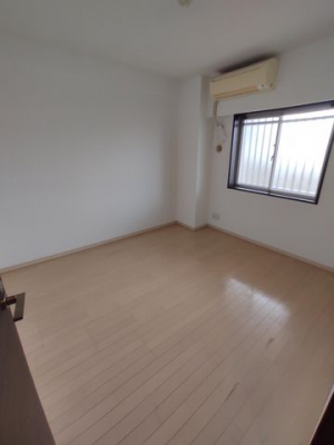 �É������Îs�V��c�� �̒��Ã}���V�����̂��̑�����