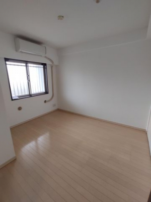 �É������Îs�V��c�� �̒��Ã}���V�����̂��̑�����